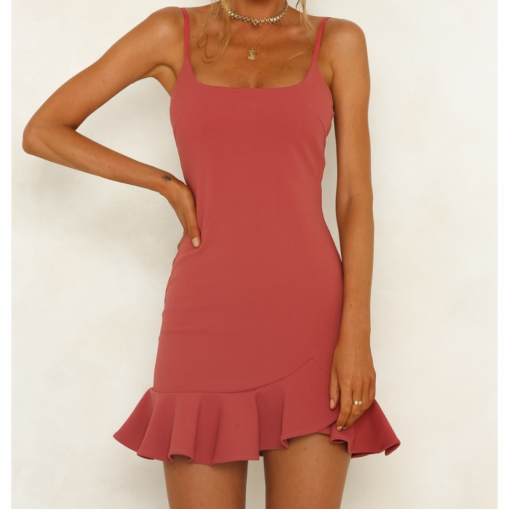 Dress with flare detail